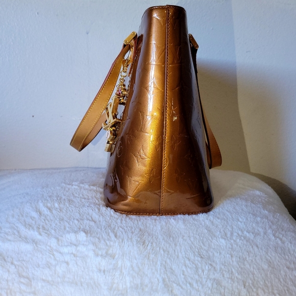 Louis Vuitton Bronze Leather Monogram Vernis Houston Tote Bag - Picture 5 of 15